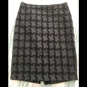 Women’s pencil grey skirt